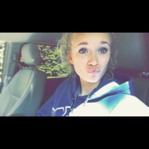 Meet your Posher, Ashlyn